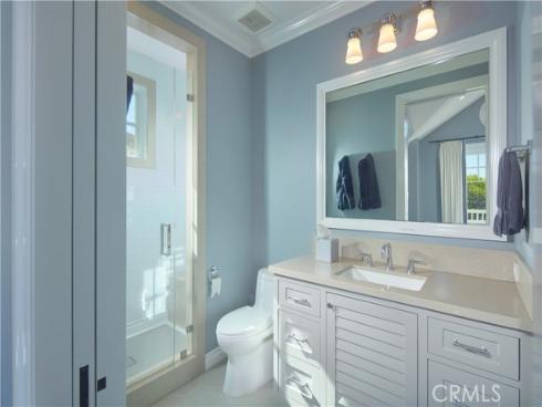 1324 E Balboa Boulevard, Newport Beach, CA