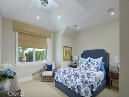 1324 E Balboa Boulevard, Newport Beach, CA