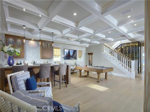1324 E Balboa Boulevard, Newport Beach, CA
