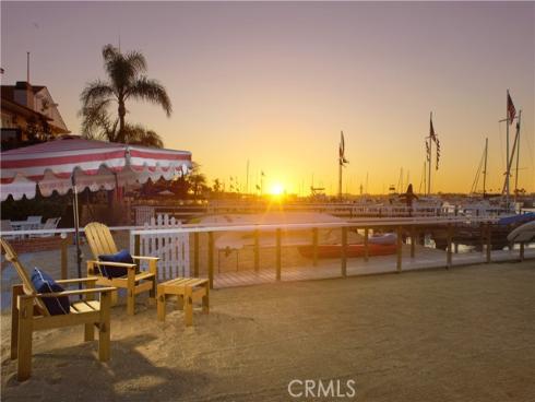 1324 E Balboa Boulevard, Newport Beach, CA