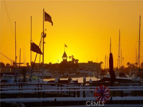 1324 E Balboa Boulevard, Newport Beach, CA
