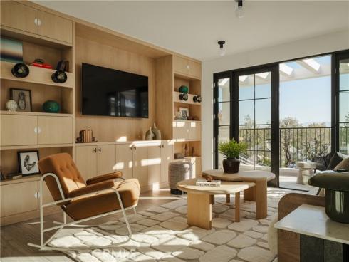 8 Cherry Hills , Newport Beach, CA