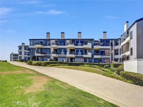 270  Cagney  207 , Newport Beach, CA