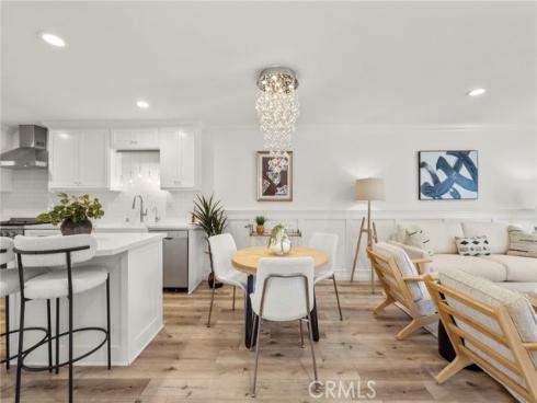2332 Vista Huerta , Newport Beach, CA