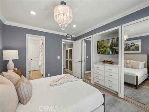 2332 Vista Huerta , Newport Beach, CA