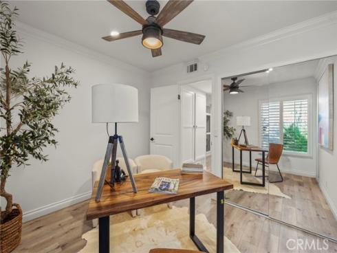 2332 Vista Huerta , Newport Beach, CA