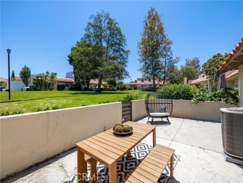 2332 Vista Huerta , Newport Beach, CA