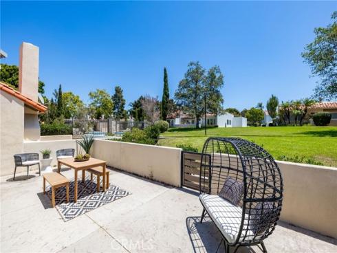 2332 Vista Huerta , Newport Beach, CA