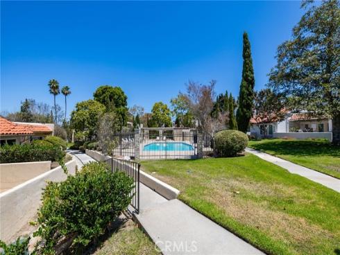 2332 Vista Huerta , Newport Beach, CA
