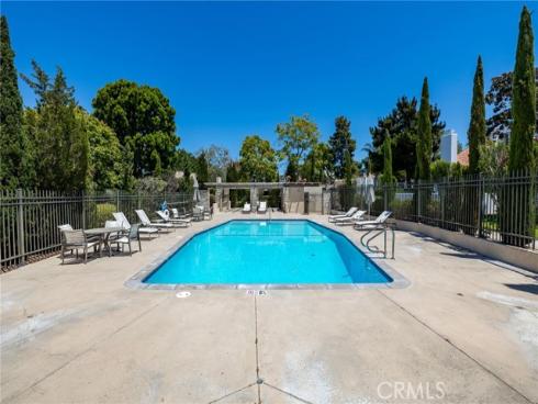 2332 Vista Huerta , Newport Beach, CA