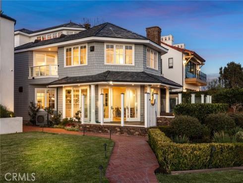 21 Bay Island , Newport Beach, CA