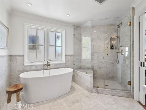 21 Bay Island , Newport Beach, CA