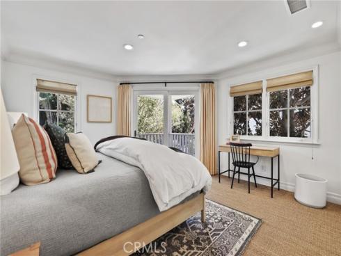 21 Bay Island , Newport Beach, CA