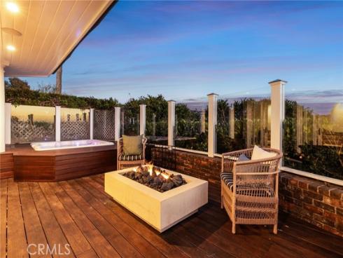 21 Bay Island , Newport Beach, CA