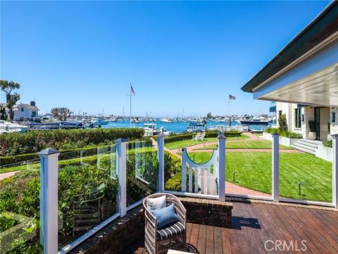 21 Bay Island , Newport Beach, CA