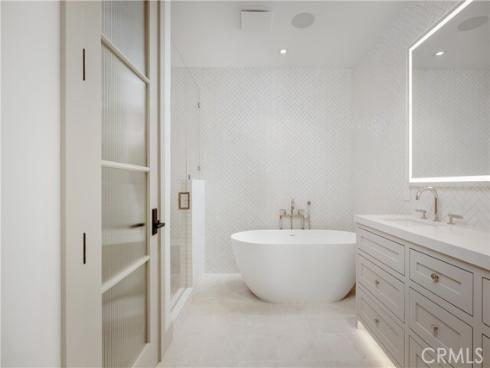 225 Diamond , Newport Beach, CA