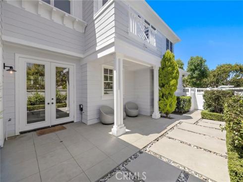 71 Old Course Drive, Newport Beach, CA