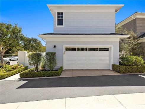 71 Old Course Drive, Newport Beach, CA