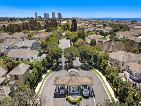 71 Old Course Drive, Newport Beach, CA