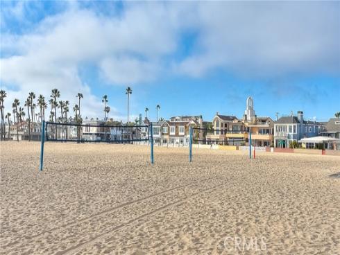 200 Mcneil 211 Lane, Newport Beach, CA