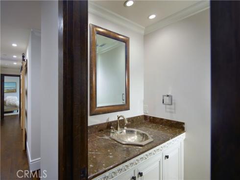 4 Inverness Lane, Newport Beach, CA