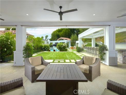 4 Inverness Lane, Newport Beach, CA