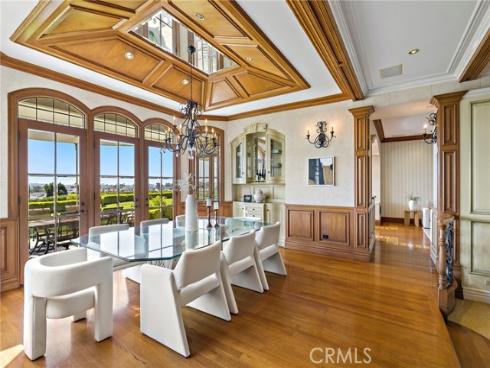 108 Kings Place , Newport Beach, CA