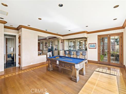 108 Kings Place , Newport Beach, CA