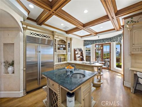 108 Kings Place , Newport Beach, CA