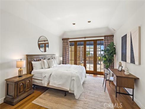 108 Kings Place , Newport Beach, CA