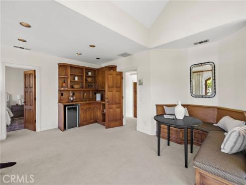 108 Kings Place , Newport Beach, CA