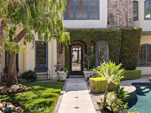 108 Kings Place , Newport Beach, CA