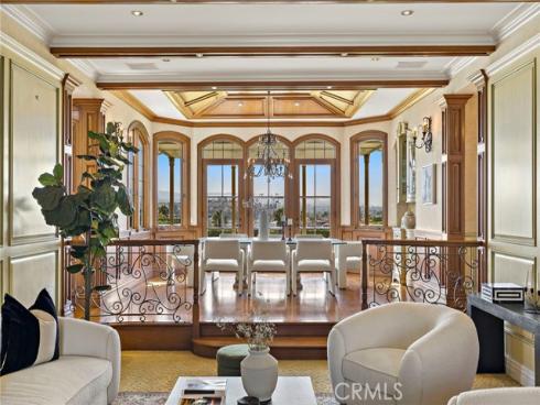 108 Kings Place , Newport Beach, CA