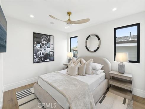 113 Grand Canal , Newport Beach, CA