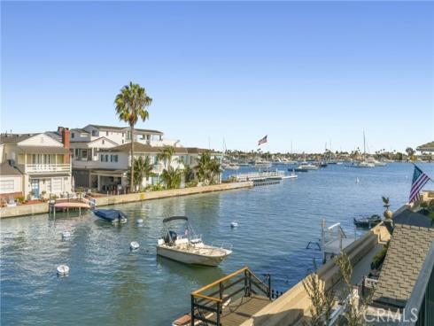 113 Grand Canal , Newport Beach, CA