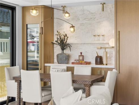113 Grand Canal , Newport Beach, CA