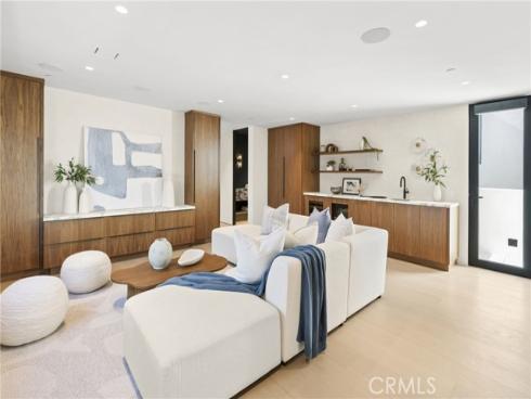 503 J , Newport Beach, CA