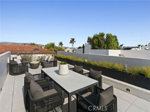 503 J , Newport Beach, CA