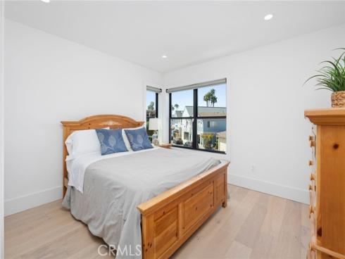 4014 Channel Place, Newport Beach, CA