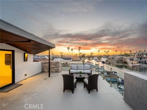 4014 Channel Place, Newport Beach, CA
