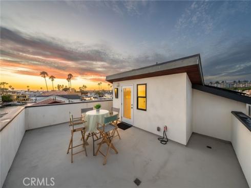 4014 Channel Place, Newport Beach, CA