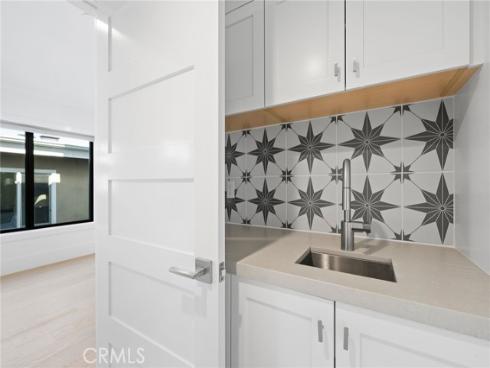 4014 Channel Place, Newport Beach, CA