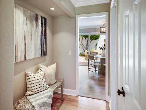 2214 Vista Hogar , Newport Beach, CA