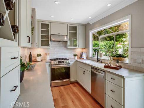 2214 Vista Hogar , Newport Beach, CA