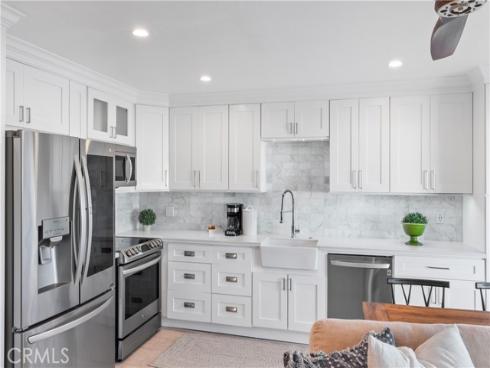 500  Cagney  205  Lane, Newport Beach, CA
