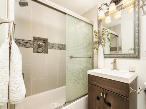 12 Latitude Court, Newport Beach, CA