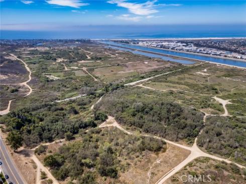 12 Latitude Court, Newport Beach, CA