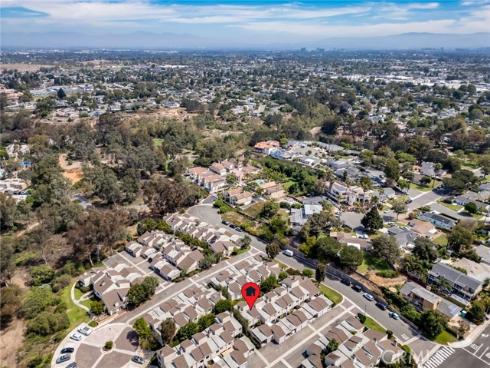 12 Latitude Court, Newport Beach, CA