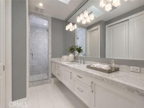 2 Rue Biarritz , Newport Beach, CA