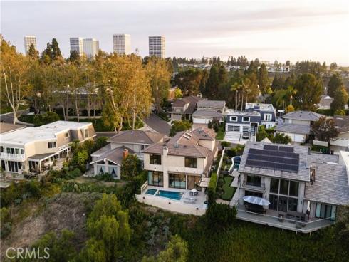 2 Rue Biarritz , Newport Beach, CA